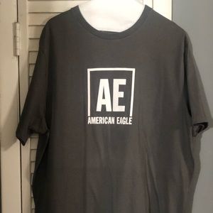 American Eagle Outfitters Men T-Shirt sz XL.